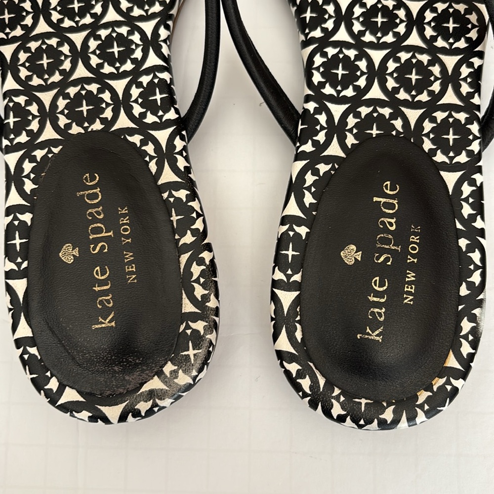 Kate Spade Mistic Bow Black/White Leather Thong Sandals in Size 7.5 - Picture 7 of 12